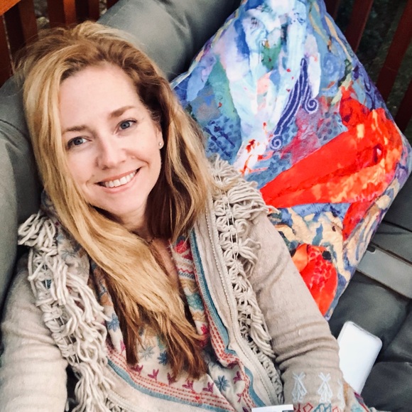 Meet your Posher, Amy - Picture 2 of 4